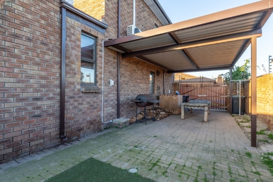 3 Bedroom Property for Sale in Soneike Western Cape